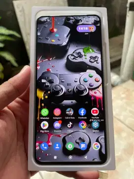 Poco F6 12/512GB