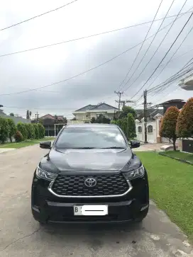 INNOVA VENTURER 2.0 A/T 2020