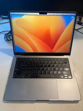 Macbook Pro 14 inci 2021 m1 max 32 ssd 1tb
