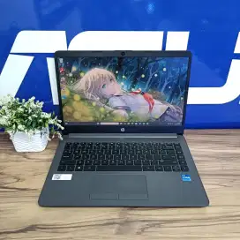 LAPTOP HP 240 G8 INTEL CORE i5-1135G7 RAM 16GB SSD 512GB LAYAR 14 INCH