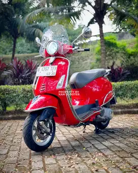 JUAL MURAH VESPA PRIMAVERA 150 3V 2014 REG 2015 MULUS