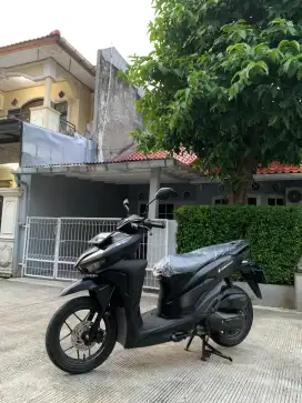 Honda vario 125 CBS ISS 2019 km 28 rb