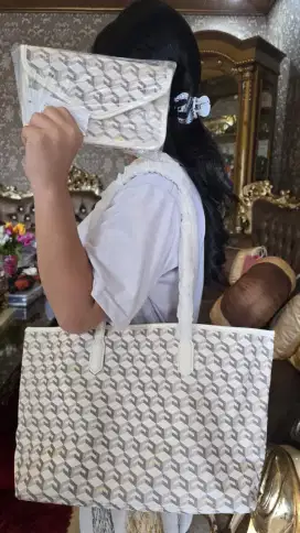 CHRISTY NG Russo Medium Monogram Pattern Totebag White