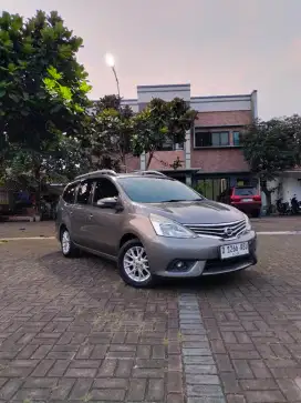 Nissan grandlivina hws th 2014