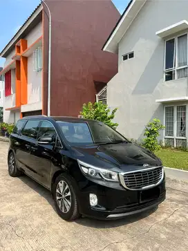 Kia Grand Sedona 2018 Bensin Like New