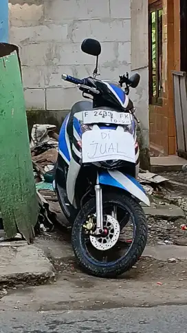 Di jual cepat motor yamaha mio shoul karbu