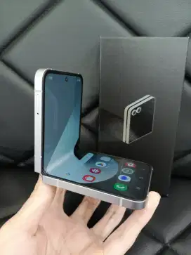 Samsung Z Flip 6 5G 12/256 Mulus Like New Garansi ON
