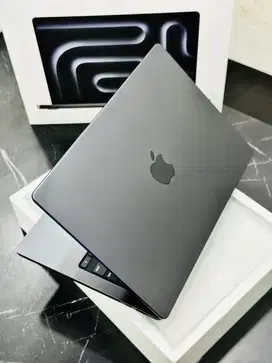 Macbook M3 Pro 18/512Gb Black Ex iBox!