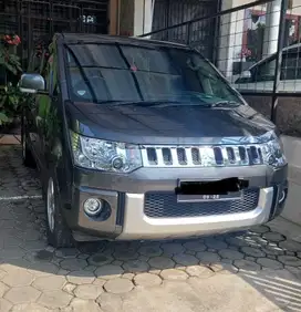 Dijual cepat Mitsubishi Delica 2015