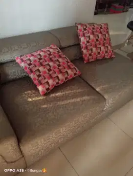 Di jual Sofa bekas pakai