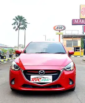 MAZDA 2 R AT SKYAKTIF TH. 2014 PAKAI 2015 MERAH ANTIK EX WANITA