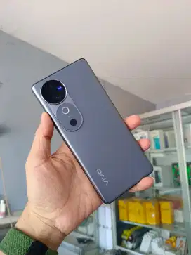VIVO V40 5G RAM 12/512 LENGKAP MULUS ORI