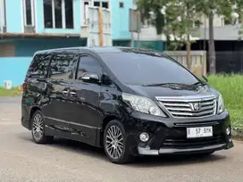 Toyota Alphard 2.4 S AT Pilot Seat 2012