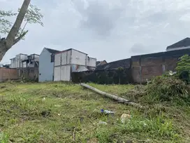 Dekat Semua: Kampus, Pasar, Puskesmas, dan Taman!