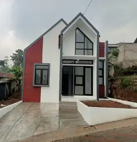 RUMAH SIAP HUNI 07 MENIT DARI JL RAYA CINUNUK BANDUNG TIMUR