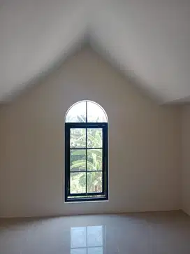 JUAL RUMAH 2Lantai 300jutaan di Bangsal Mojokerto
