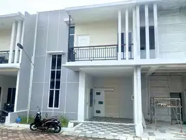 Rumah minimalis 2 lantai dekat UMS Surakarta