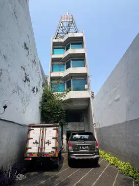 Dijual / Disewakan Siap Pakai Gedung 5 Lantai Pancoran Glodok JakBar