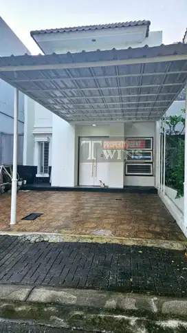 dijual rumah dua lantai siap huni di legenda wisata cibubur