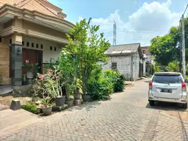 Rumah Siap Huni Dua Lantai Murah di Krikilan Driyorejo - Gresik