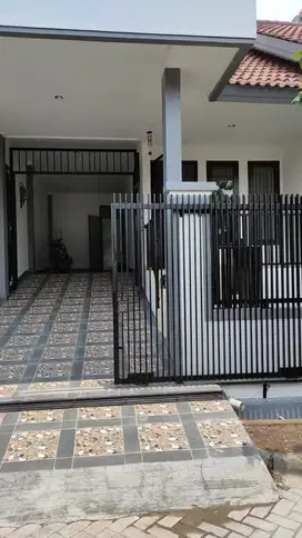 Rumah 2 Lantai di Kemang Pratama 2 Bekasi