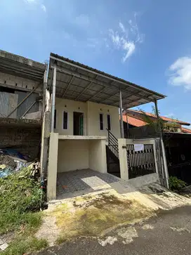 DIJUAL RUMAH SIAP HUNI DEKAT UNIMUS DAN RS.PRIMAYA KEDUNG MUNDU