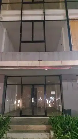 Ruko 3 LT NON RESTO Terrace 9 Blok C Suvarna Sutera Tangerang 1K90004G