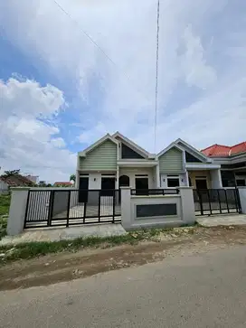 DI JUAL RUMAH TRATEGIS ELEGANT DI TANJUNG SENENG BANDARLAMPUNG