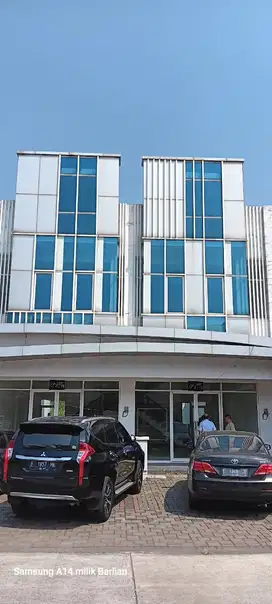 Dua ruko jadi satu di kawasan bisnis Citraland Cirebon