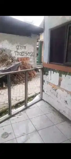 disewakan.bekas rumah makan di Tangerang selatan