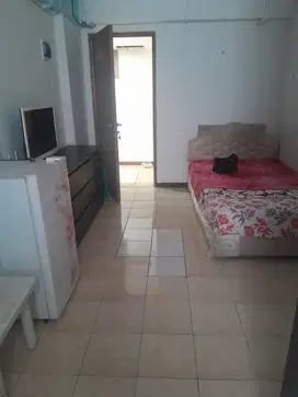 Di Sewakan Apartemen Green Park View Seberang Halte Sumur Bor