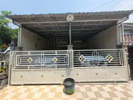 Rumah sudah renov wuapik