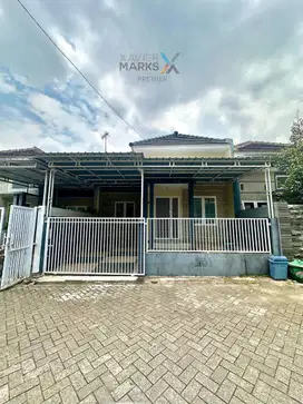 Dijual Rumah Sangat Terawat Siap Pakai di De Banna Residence, Malang