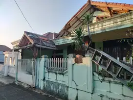 Jual Rumah Hitung Tanah Di Perumahan Dekat Tol Cibubur