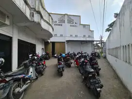 Gudang Akses Kontainer di Jalan Raya Gatak Sukoharjo Dekat Kartasura