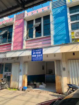 Ruko di Lawata Gomong dekat kampus unram