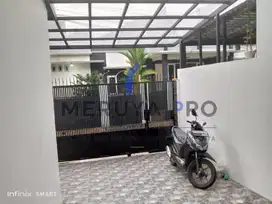 Rumah Cantik Siap Huni Dalam Komplek di Meruya