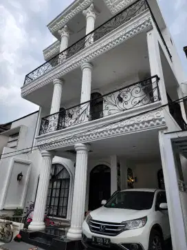 Dijual Rumah 3 Lantai Eropa Klasik Arcamanik Antapani Bandung Timur