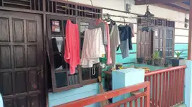 Di jual 2Rumah sepaket Murah SHM di Depok