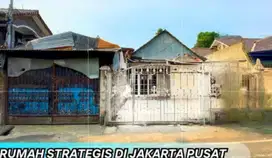 Rumah Tua Tanah Abang Jakarta Pusat Dijual B U !