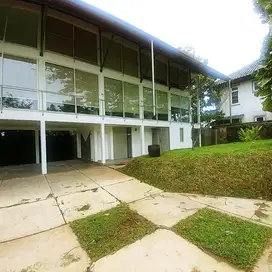 Rmh baru Sentul City belum dipakai