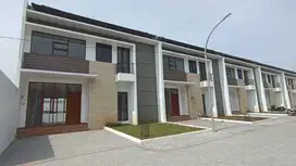 Rumah Baru Ada Minipool di Pesona Buahbatu Townhouse Kota Bandung