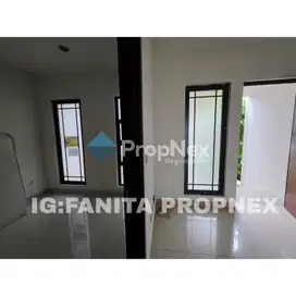 Dijual/disewakan rumah di Greenlake City Cluster Asia LT108m2 LB 120m2