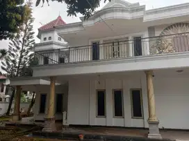 Dijual Rumah Mewah Posisi Hook Di Citra Raya Tangerang