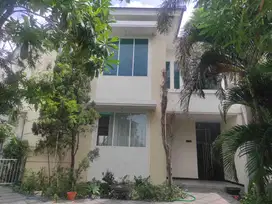 Rumah Hunian Mewah di Wisata Bukit Mas Royal Palais Surabaya