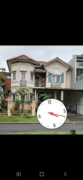 Rumah butuh renovasi strategis Legenda Wisata Cibubur