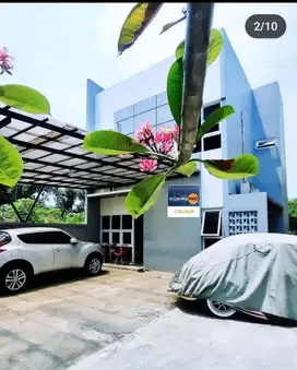 Di jual rumah 2 lantai semi furnish di Harjamukti Depok