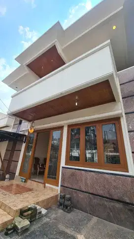 Dijual Rumah Mewah Strategis Bebas Banjir Di Pulomas Jakarta Timur