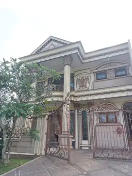 Di Jual rumah di  Cluster Shaphire Pondok Hijau Golf sumarecon serpong