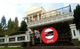 Rumah white House full furnishedLegenda wisata